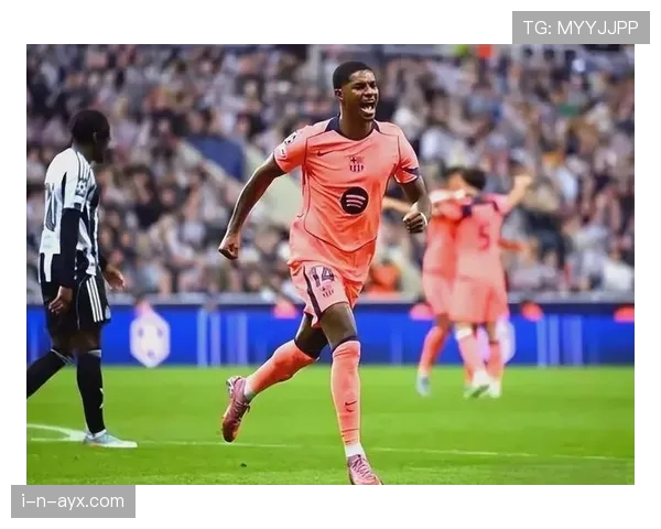 拉什福德赛场关键表现引领球队获胜 新赛季状态引关注