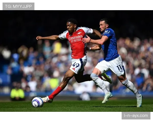 阿什利扬战术适配性显著提升，球队稳健表现助力英超争冠征程