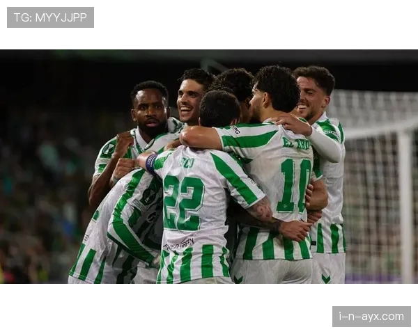 西甲球队在欧联小组赛中表现稳健，争夺晋级名额成为关键焦点